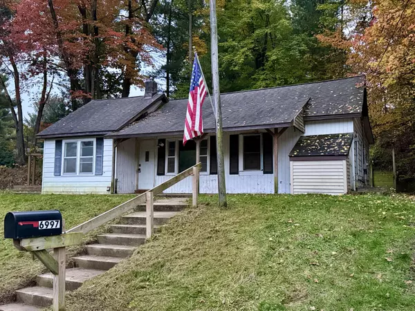 6997 Herrington NE Avenue, Belmont, MI 49306