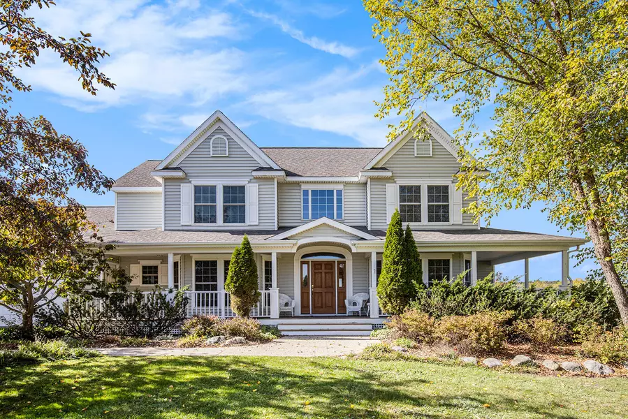 9975 Young NE Avenue, Rockford, MI 49341