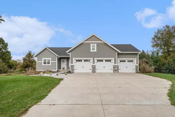 Alto, MI 49302,8423 76th SE Street