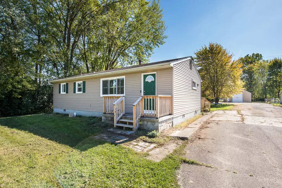 43733 Crowley Road, Belleville, MI 48111