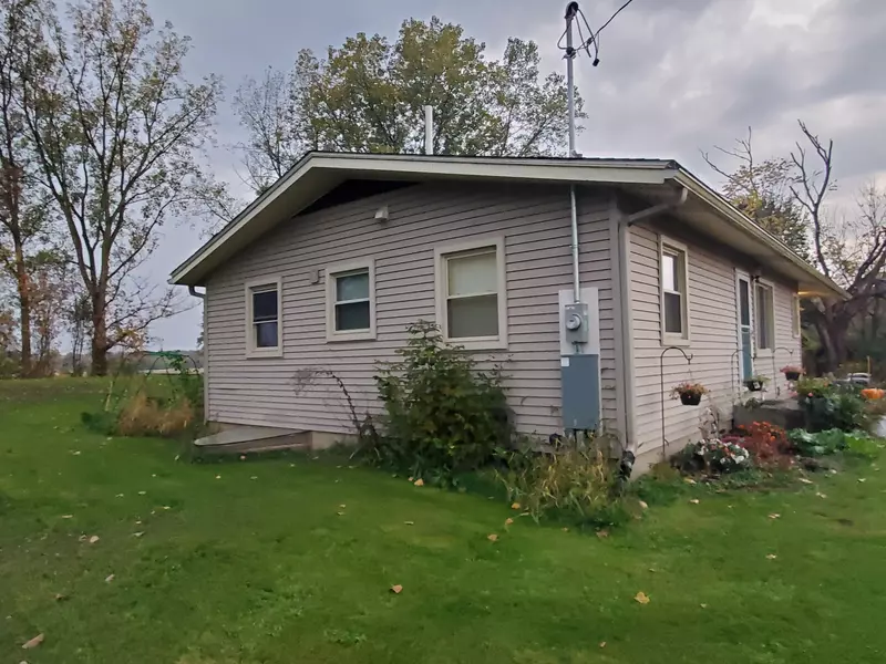 2704 116th Avenue, Allegan, MI 49010