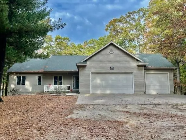 3801 S Sweet Lake Avenue, Twin Lake, MI 49457