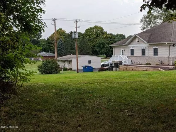 Buchanan, MI 49107,1025 E Front Street