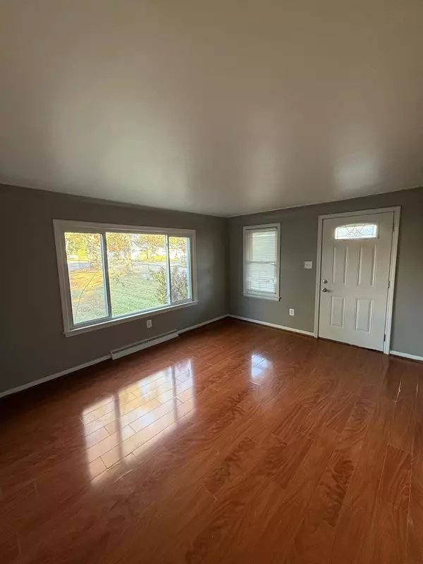 Livonia, MI 48152,27725 Norfolk Street