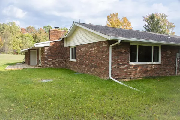 Berrien Springs, MI 49103,4129 E Snow Road