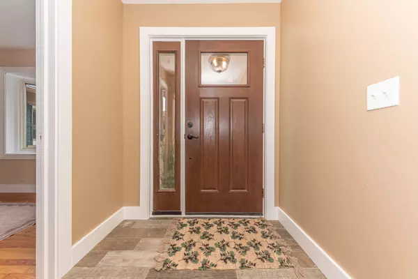 Ann Arbor, MI 48104,2112 Carhart Avenue