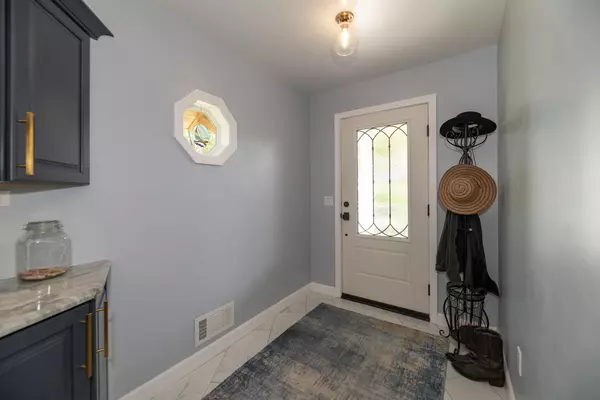 Portage, MI 49002,8811 Waruf Avenue