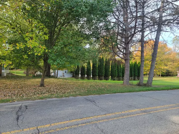 Quincy, MI 49082,905 Fisher Road