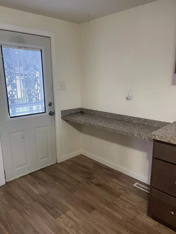 Muskegon, MI 49444,2237 Wood Street