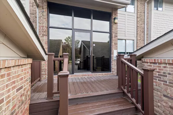 Plymouth, MI 48170,11827 Sycamore Road