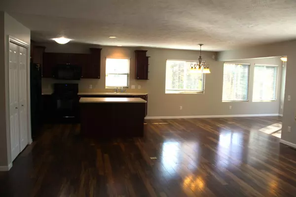 Norton Shores, MI 49441,957 N Sandalwood Circle