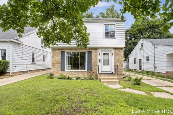 2436 Madison SE Avenue, Grand Rapids, MI 49507