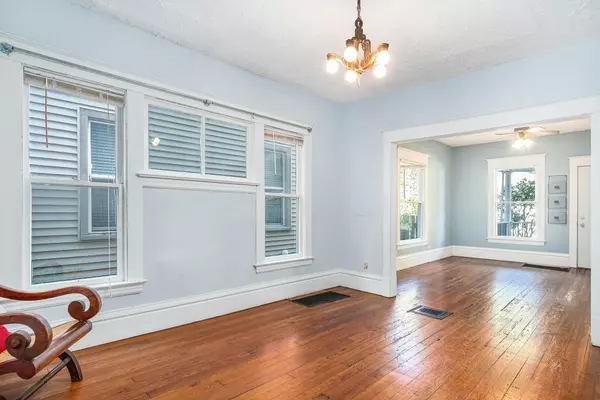 Grand Rapids, MI 49506,1124 Baldwin SE Street