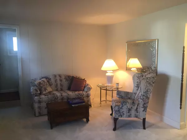 Westland, MI 48185,29637 Joy Road