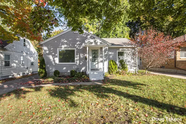 1238 Carlton NE Avenue, Grand Rapids, MI 49505