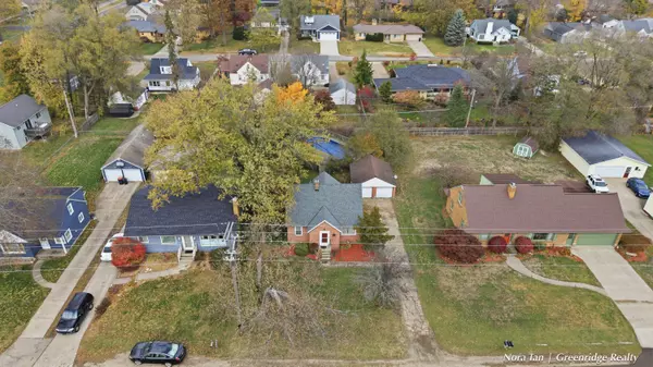 Holland, MI 49423,23 E 35th Street