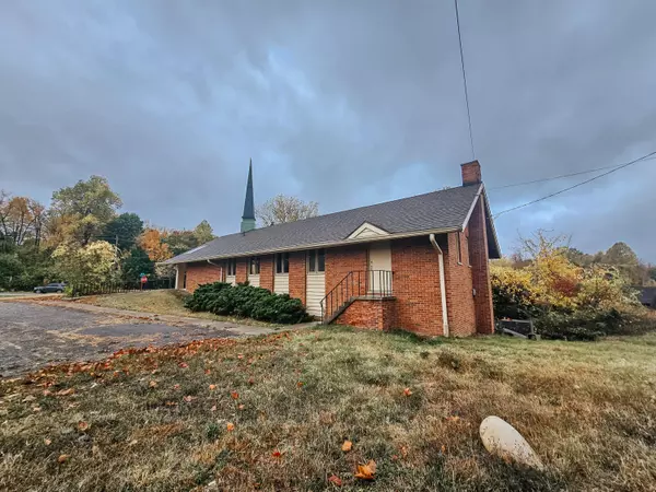 Hillsdale, MI 49242,1402 Hudson Road