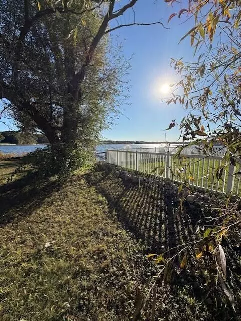 Norton Shores, MI 49444,453 Lakeshore Boulevard