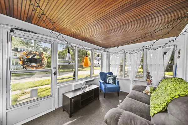 Jackson, MI 49202,200 N Thompson Street