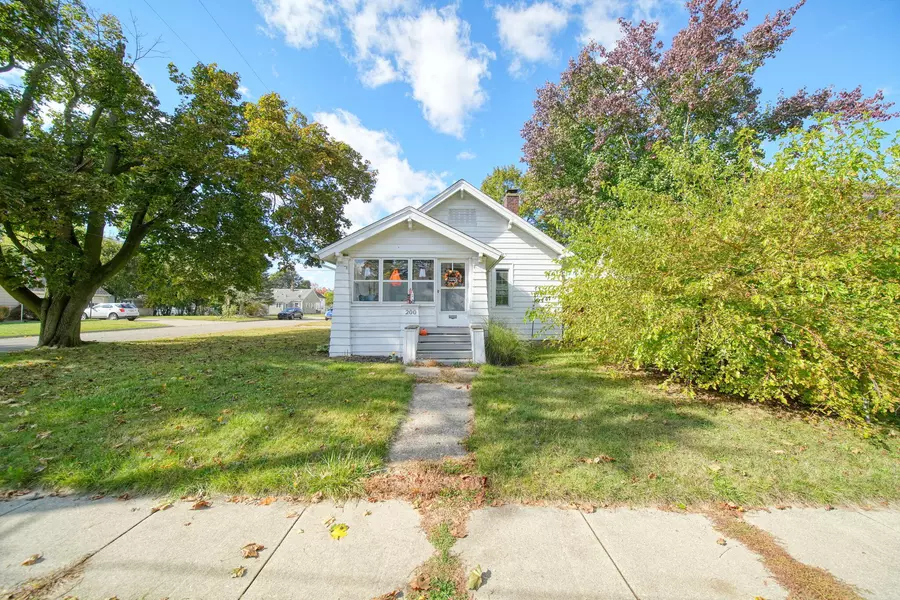 200 N Thompson Street, Jackson, MI 49202