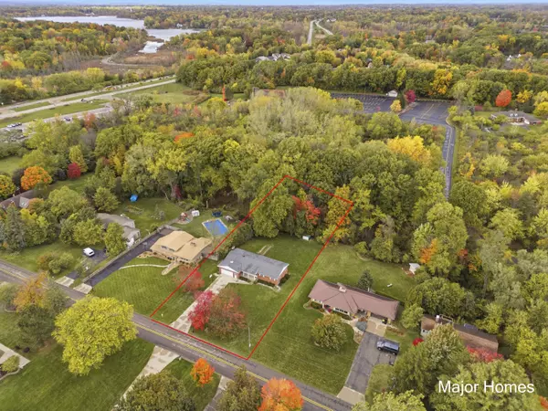 Grand Rapids, MI 49546,3547 Lake SE Drive