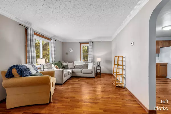 Greenville, MI 48838,923 W Grove Street