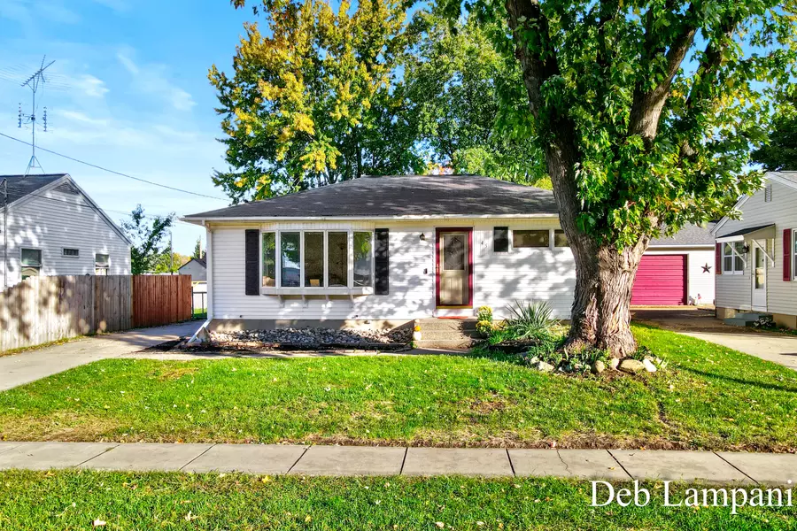 45 Fontenelle SE Street, Grand Rapids, MI 49548