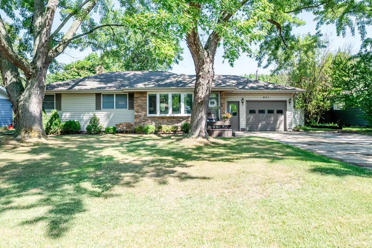 St. Joseph, MI 49085,631 Marvin Avenue