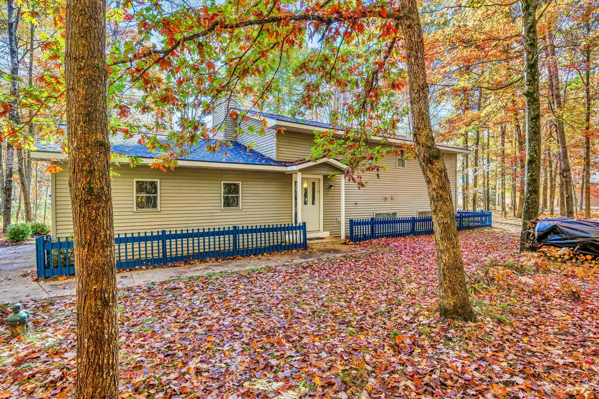 Canadian Lakes, MI 49346,6161 Fox Run Circle #622