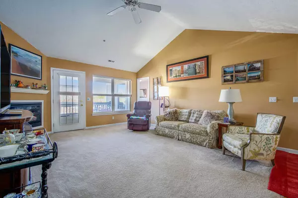 Ann Arbor, MI 48108,1579 Oakfield Drive