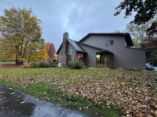 Athens, MI 49011,4901 S Drive S