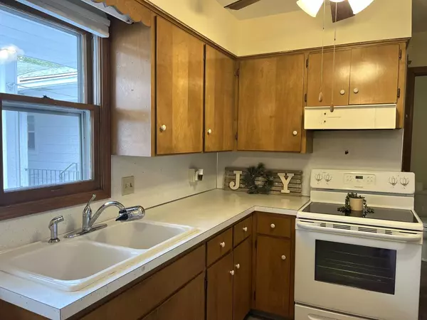 Wyoming, MI 49509,2152 Banner SW Drive