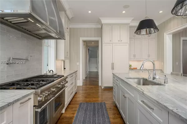 Northville, MI 48167,633 N Center Street