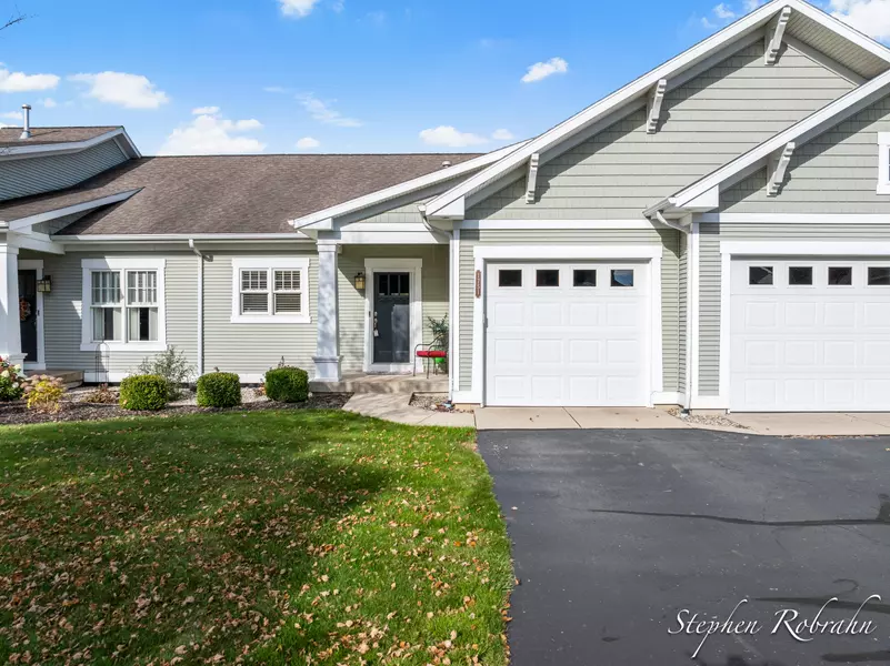 1751 N Trillium Circle, Zeeland, MI 49464