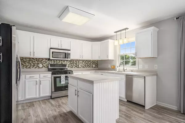 Lowell, MI 49331,1394 Highland Hill SE Drive