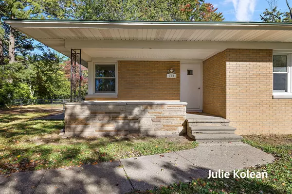 Spring Lake, MI 49456,753 Summer Street