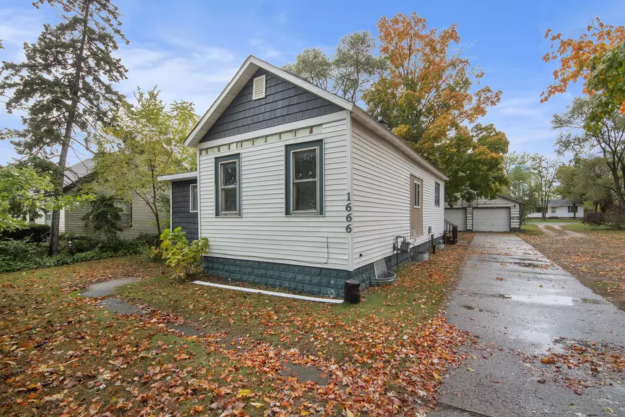 1666 New Street, Muskegon, MI 49442