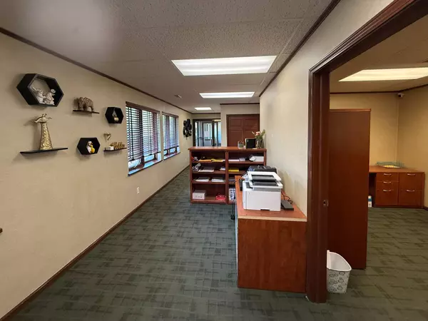 Portage, MI 49002,5094 Lovers Lane