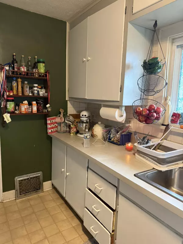 Muskegon, MI 49442,1689 Wood Street