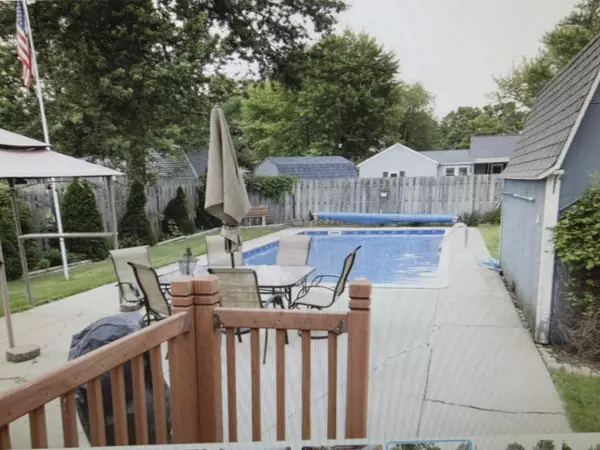 Springfield, MI 49037,252 N 23rd N Street