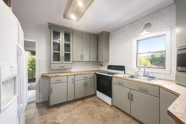 Galesburg, MI 49053,11641 E G Avenue