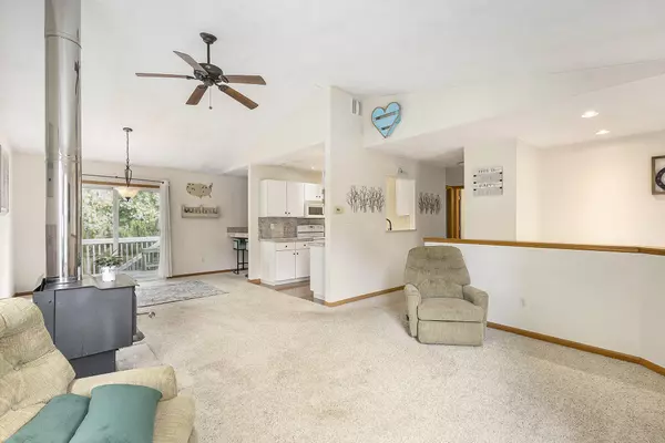 Holland, MI 49424,1431 W Lakewood Boulevard