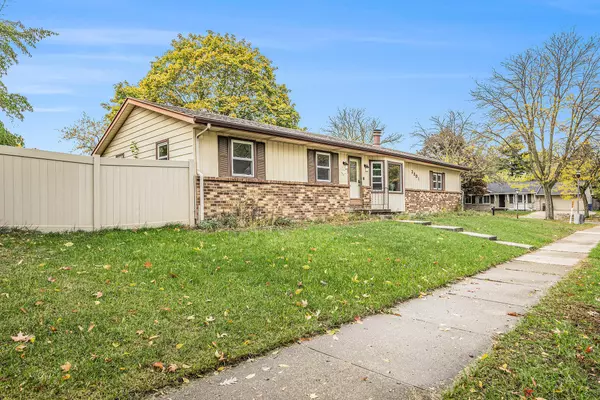 Grand Rapids, MI 49508,3801 E Norwalk SE Drive