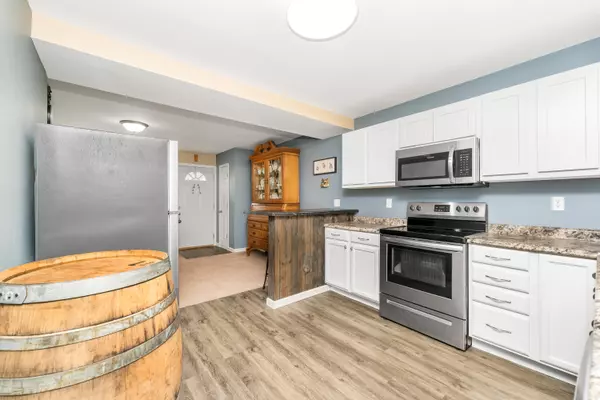 Battle Creek, MI 49037,113 Blueberry Lane