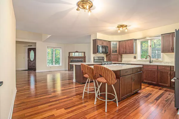 Portage, MI 49002,8425 Oakside Street