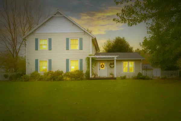 5665 W Phillips Road, Three Oaks, MI 49128