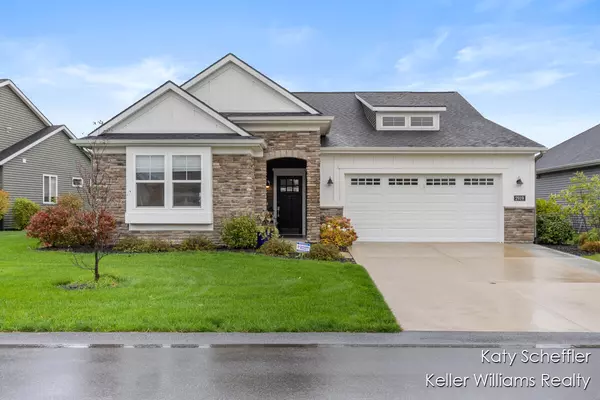 2919 Isle Water NE Drive, Belmont, MI 49306