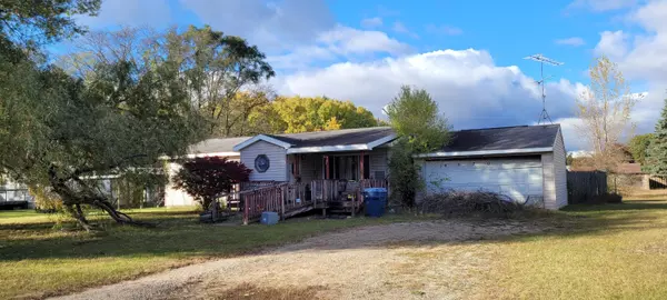 8570 E Hawley Road, Hesperia, MI 49421