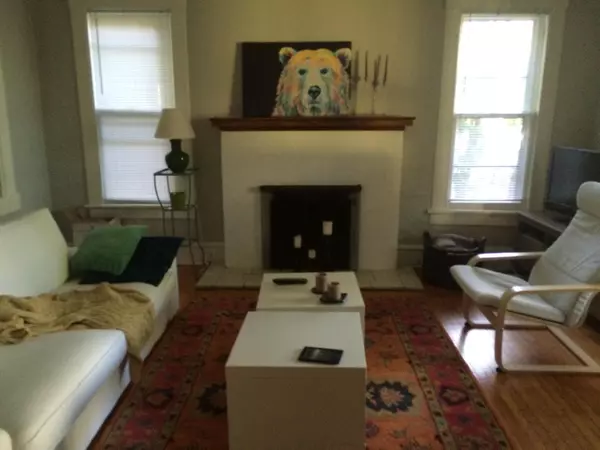 Ann Arbor, MI 48103,215 Bucholz Court