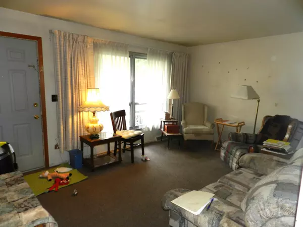 Coloma, MI 49038,360 Coloma Avenue